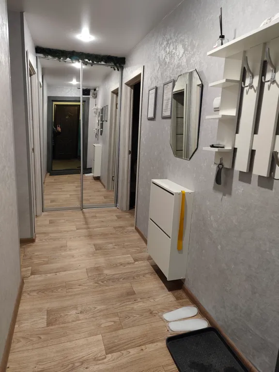 Уютная квартира около больницы Середавина