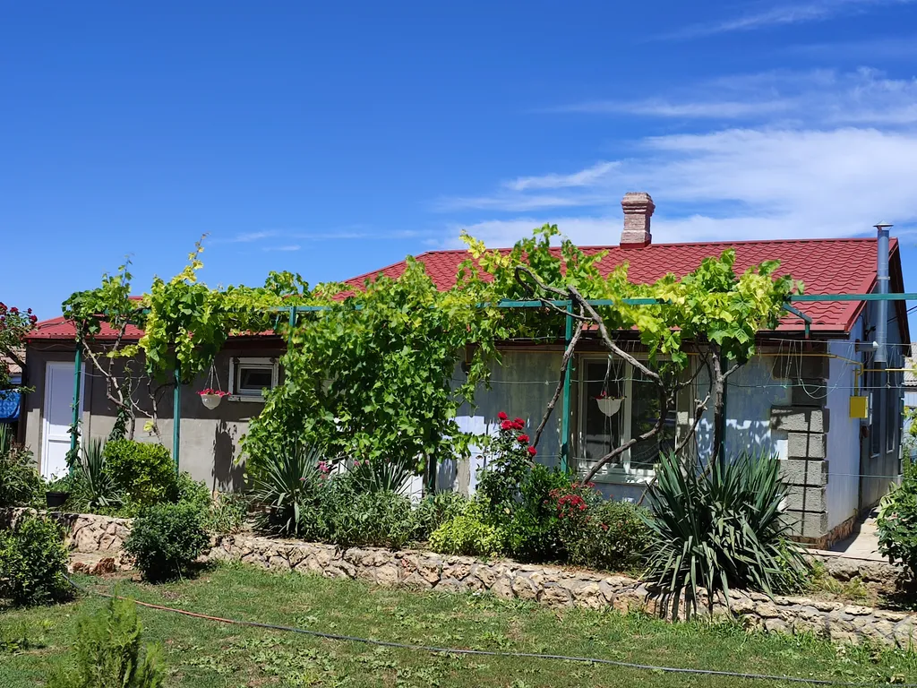 Двух местный номер, с отдельным входом