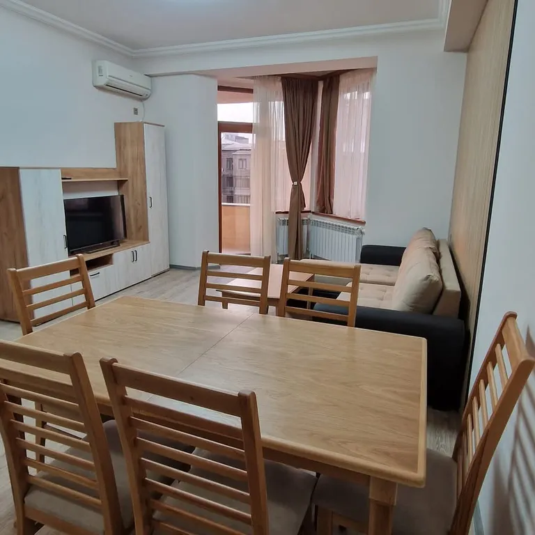 Уютная квартира в центре у сада Малибу