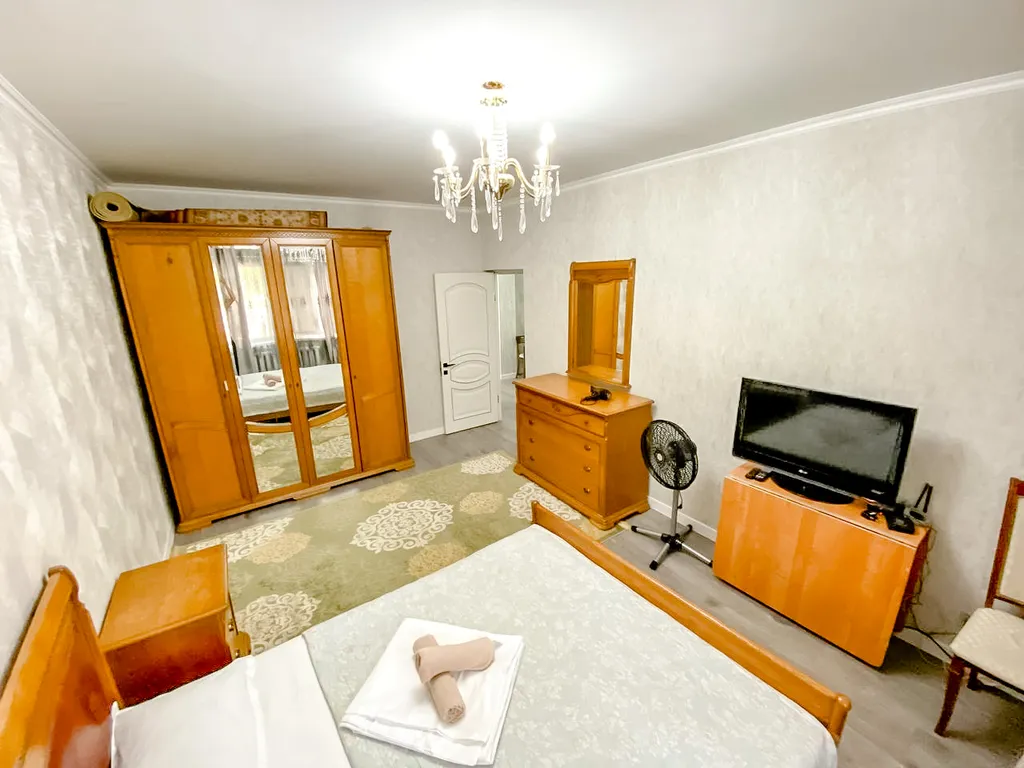 Квартира 2-комнатная студия рядом с Адк — аренда посуточно в Алматы