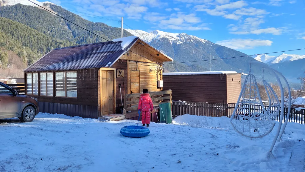 Трёхместный домик в Архызе