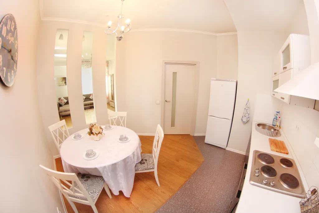 Двухкомнатная квартира рядом с ТРЦ Мега и Атакентом