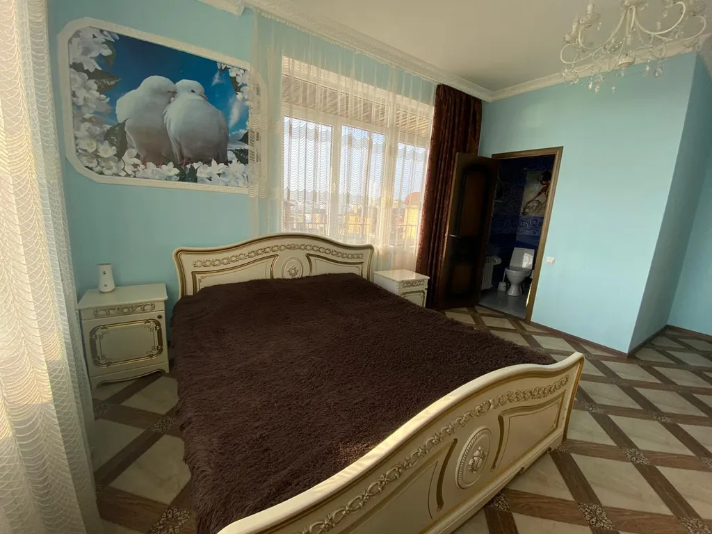 Квартира Апартаменты улучшенный Люкс с балконом с видом на море — Анапа