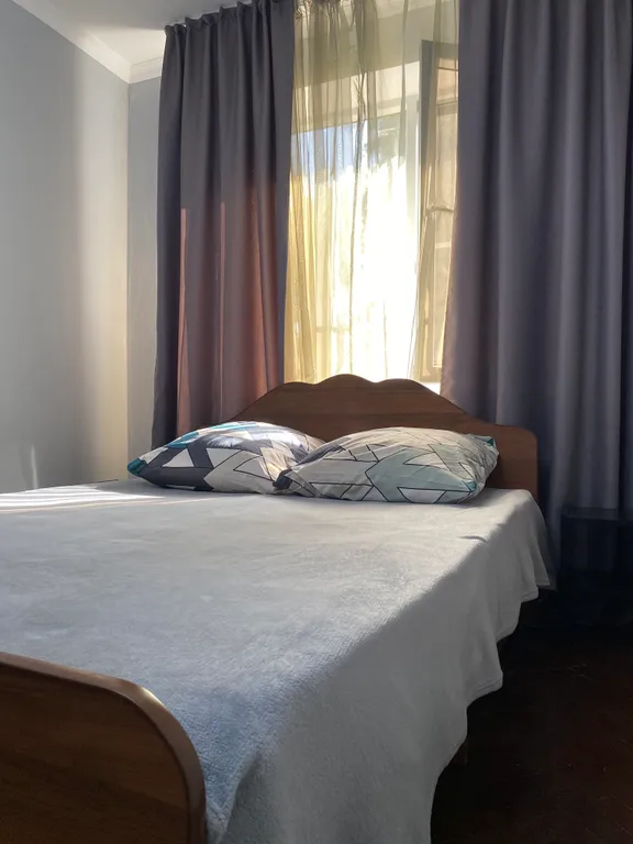 Квартира Комфортная 3-комнатная квартира на берегу песчаного пляжа — Сухум