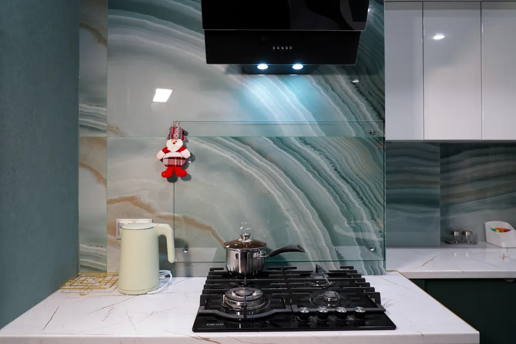 Квартира 3-комнатная Квартира — Калининград