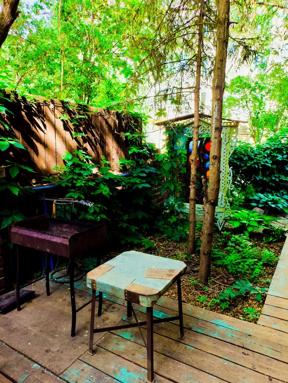 Коттедж Удивительный дом, студия, вход с улицы — Казань