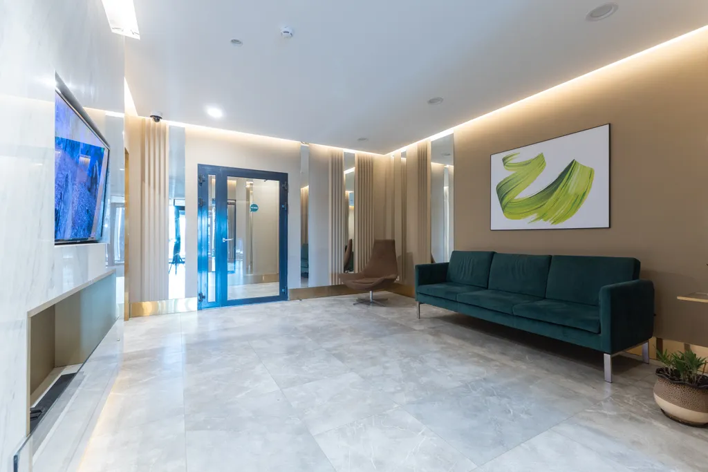 «Lumière Residence» в Savin House