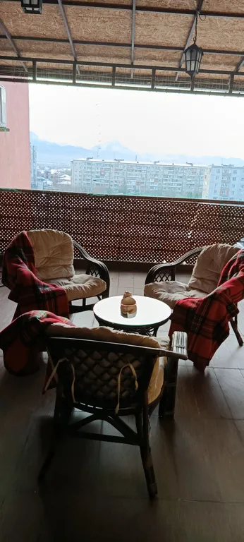 Видовая, двухъярусная квартира в элитке, на набережной.