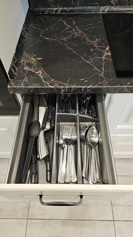 Уютный дом с панорамными окнами