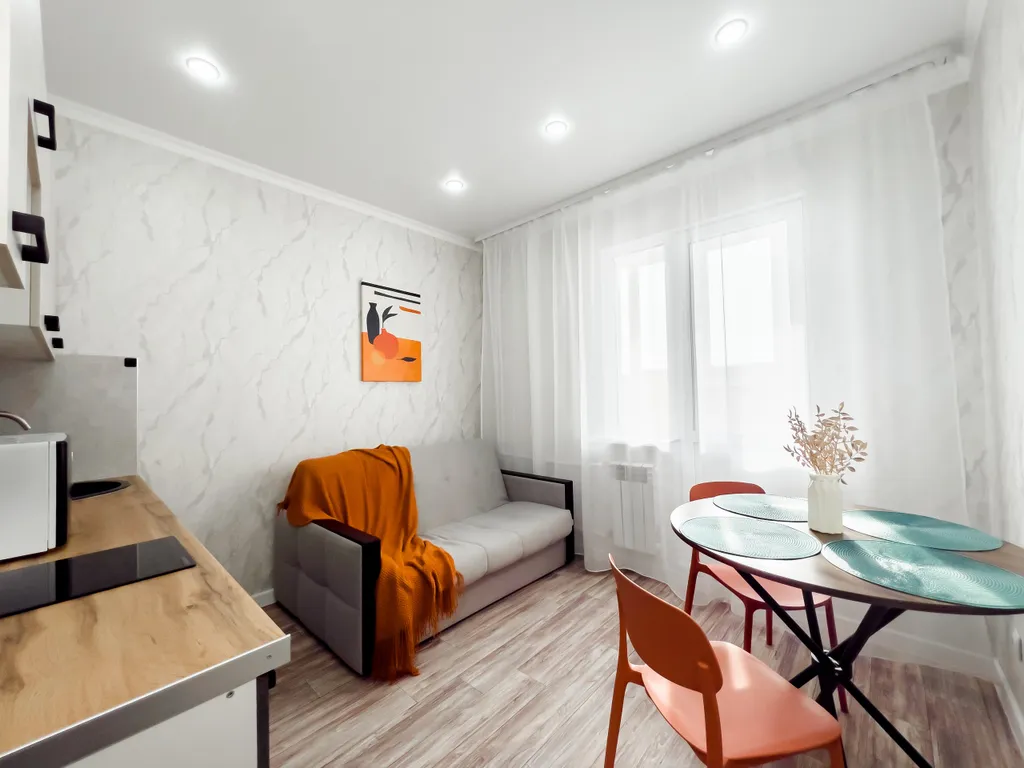 ОренРент Квартира возле БЦ Инвертор