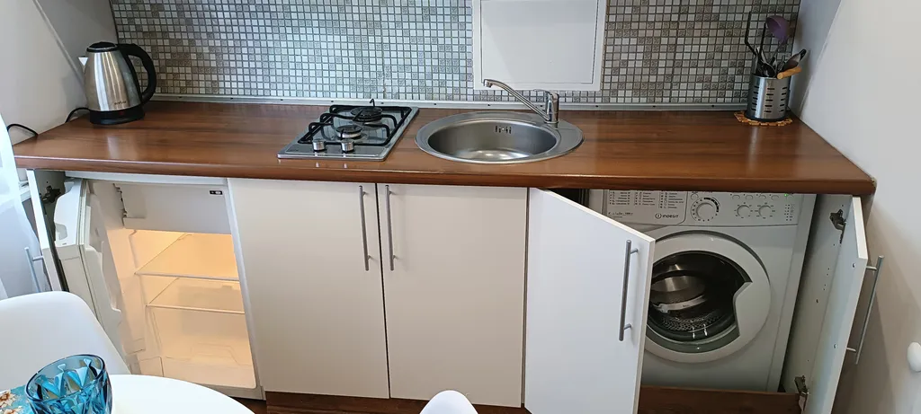 Квартира в центре города, рядом музей Янтаря, верхнее озеро и северный вокзал