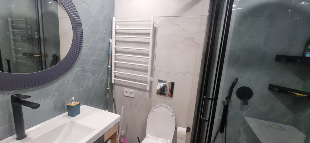 Прекрасная не большая квартира с дизайнерским ремонтом в центре