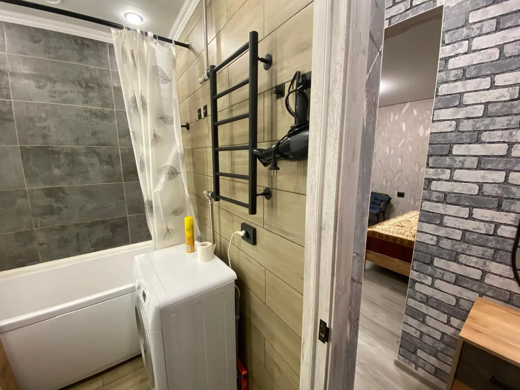 2-комнатная квартира с новым ремонтом