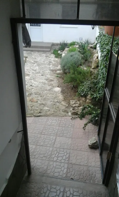 Коттедж Уютный домик с двориком — Севастополь