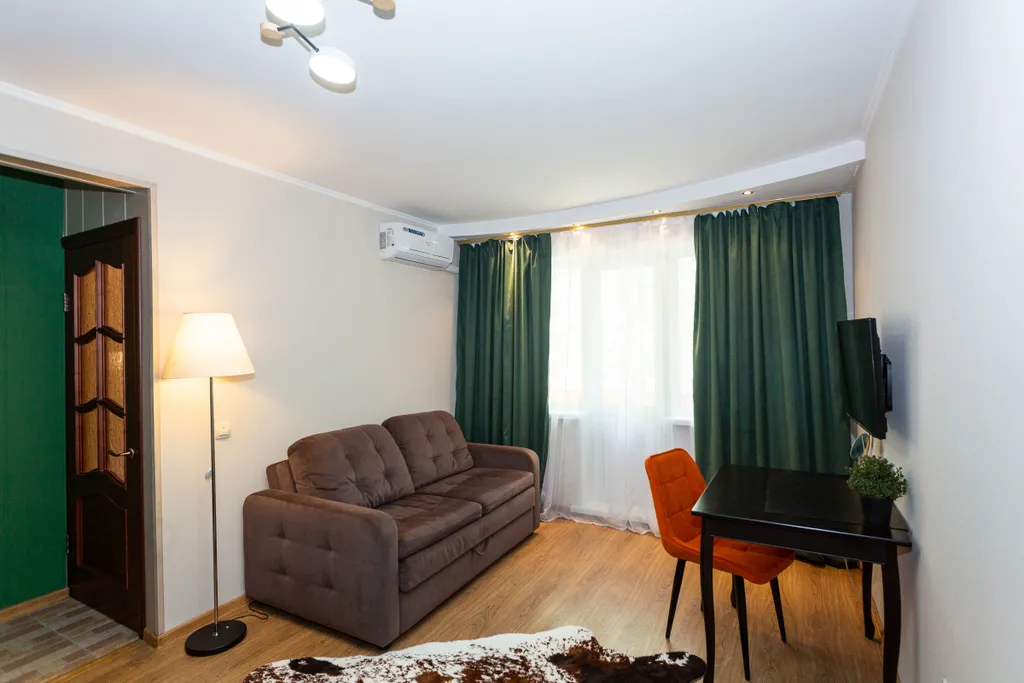 Квартира Просторная светлая квартира в Академгородке рядом с НГУ — Новосибирск