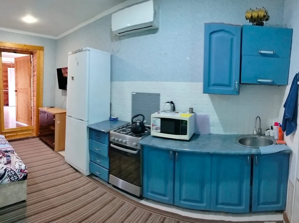 Уютный дом с видом на море и лес