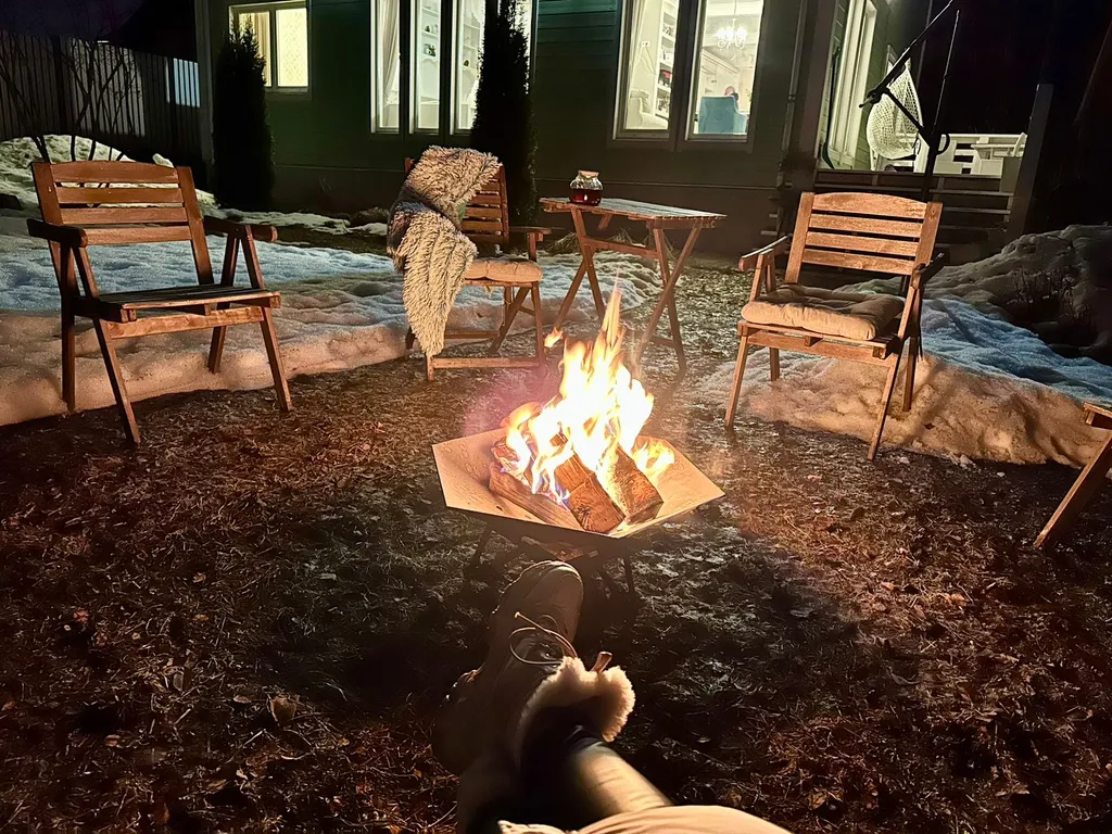 Коттедж MyHomeYourHome дизайнерский дом у леса — Первомайское