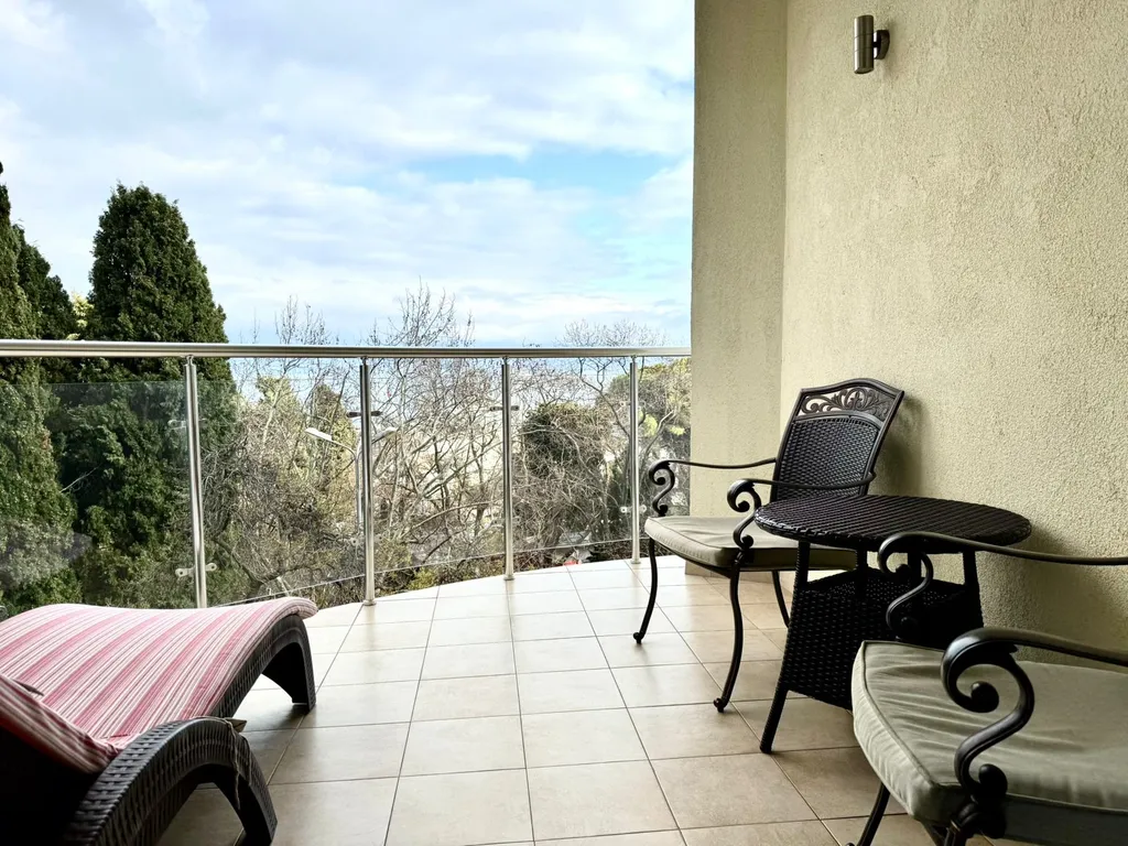 Апартамент у моря