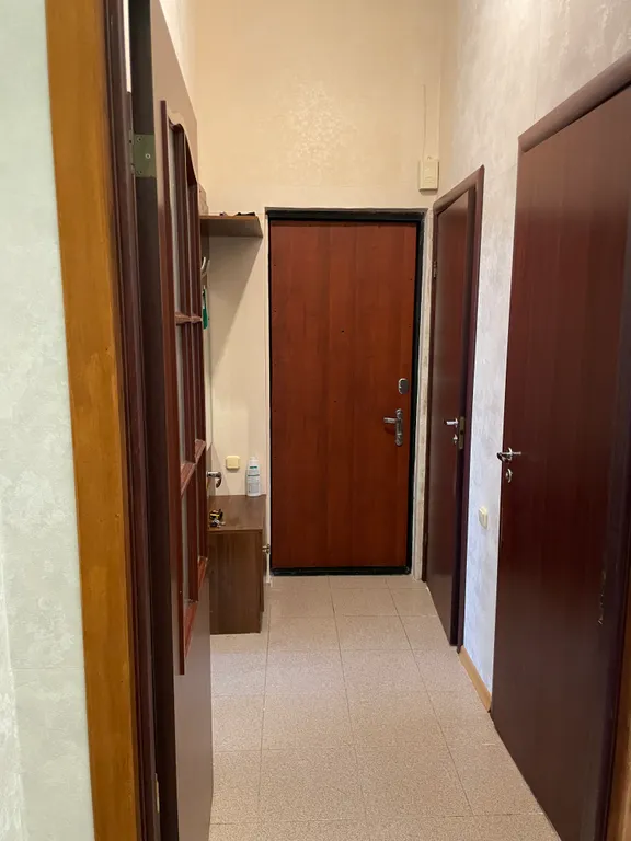 Уютная, светлая квартира с высокими потолками