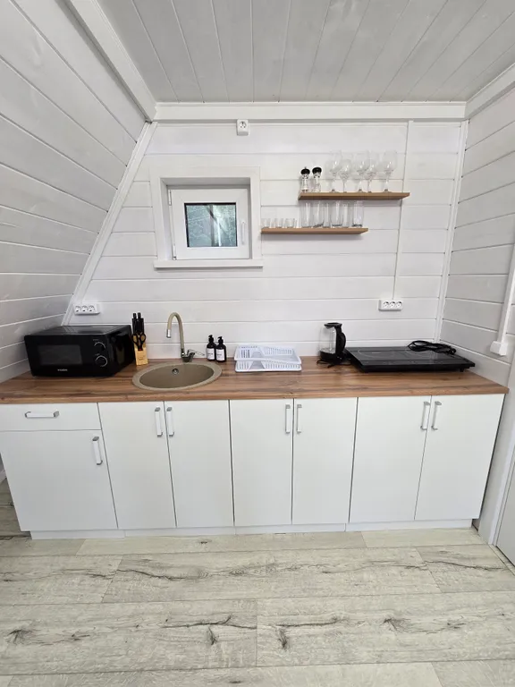 Коттедж Коттедж Двухуровневый семейный номер с 2 спальными комнатами и верандой — Озёры