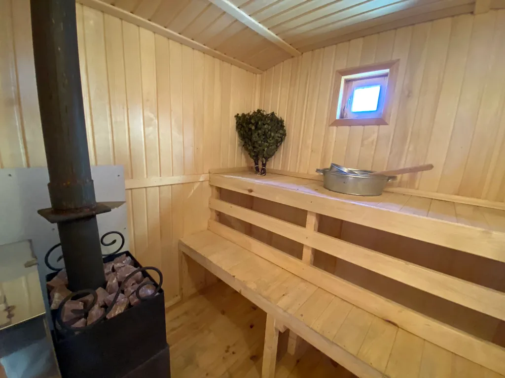 4 комнатный 2 этажный дом