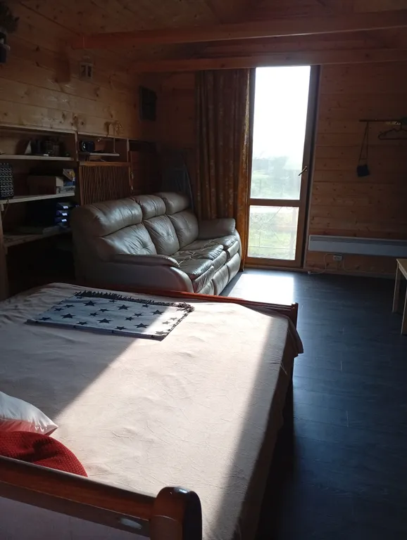 2-к. дом с сауной и балконом на реку