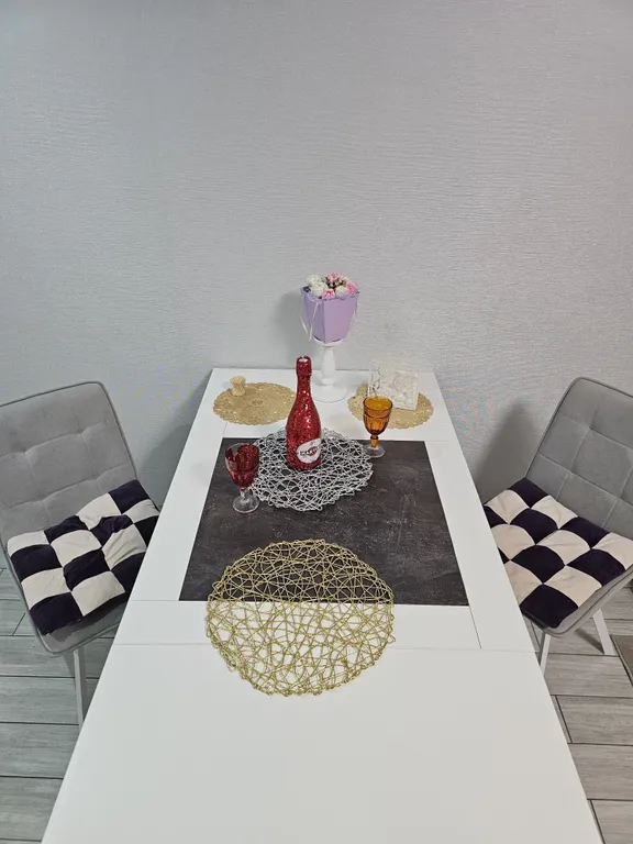 Евро студия в спокойном и тихом месте