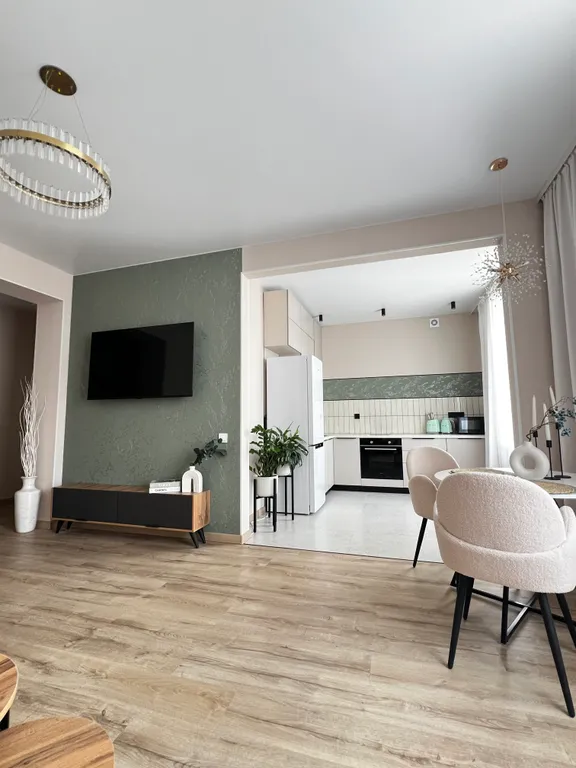 Дизайнерская двушка в центре