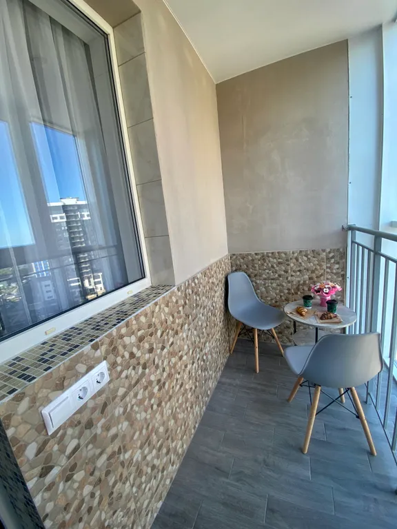 Студия на первой линии у моря в самом центре в доме бизнес-класса