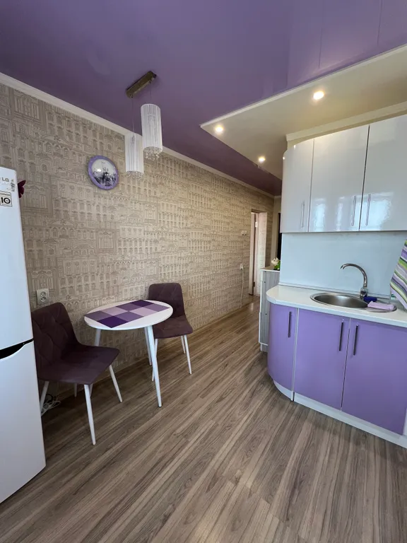 Квартира Светлая и уютная квартира — Лабинск