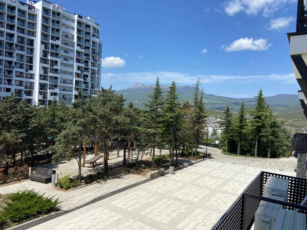 Видовая квартира в Алуште