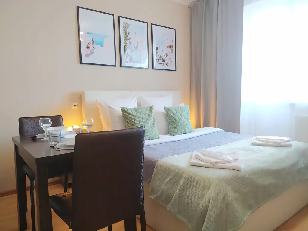 Апартаменты с панорамным балконом для отдыха семьей и командированных