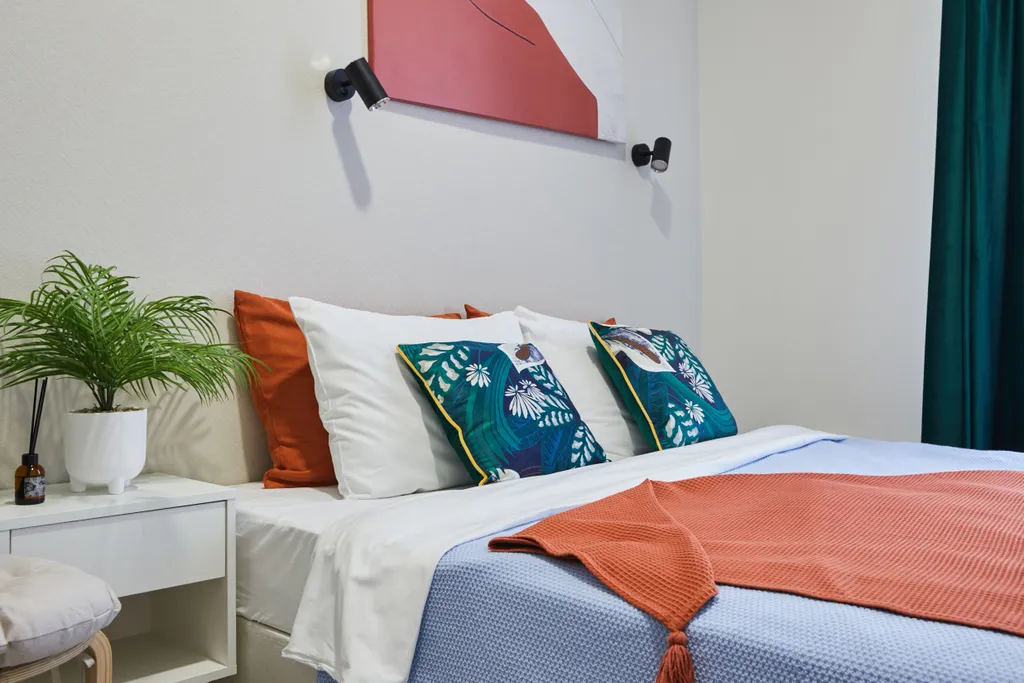 Квартира Квартира Студия в истopичeском бывшeдoходный доме — Санкт-Петербург