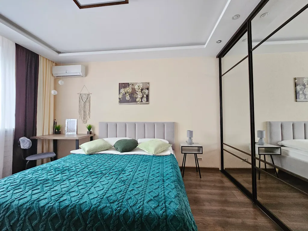 Апартамент Живи Уютно