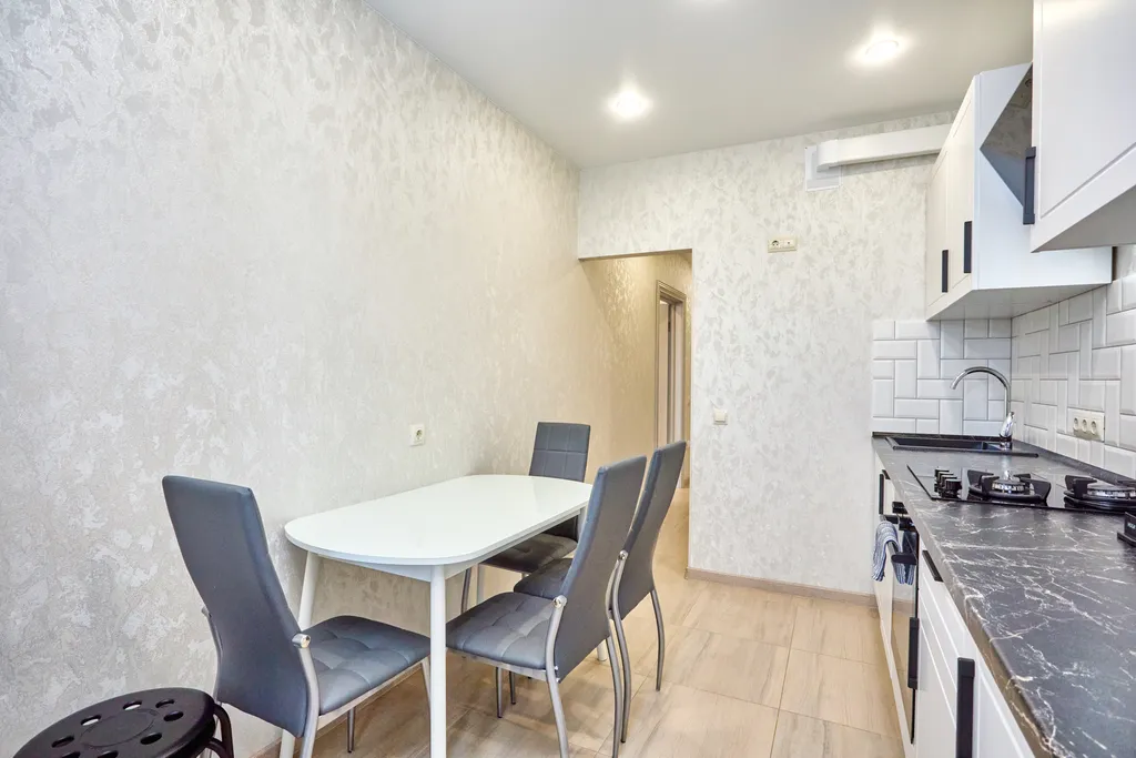 Уютная квартира в центре города с видом на море