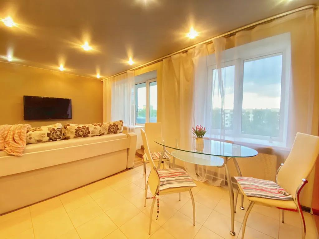 Квартира Тёплая и светлая 1-к квартира Апарт-Комфорт с гидромассажной ванной — Ярославль