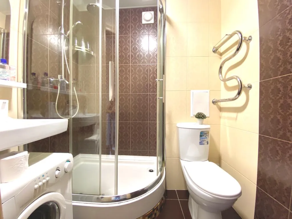 Евродвушка с видом на озеро