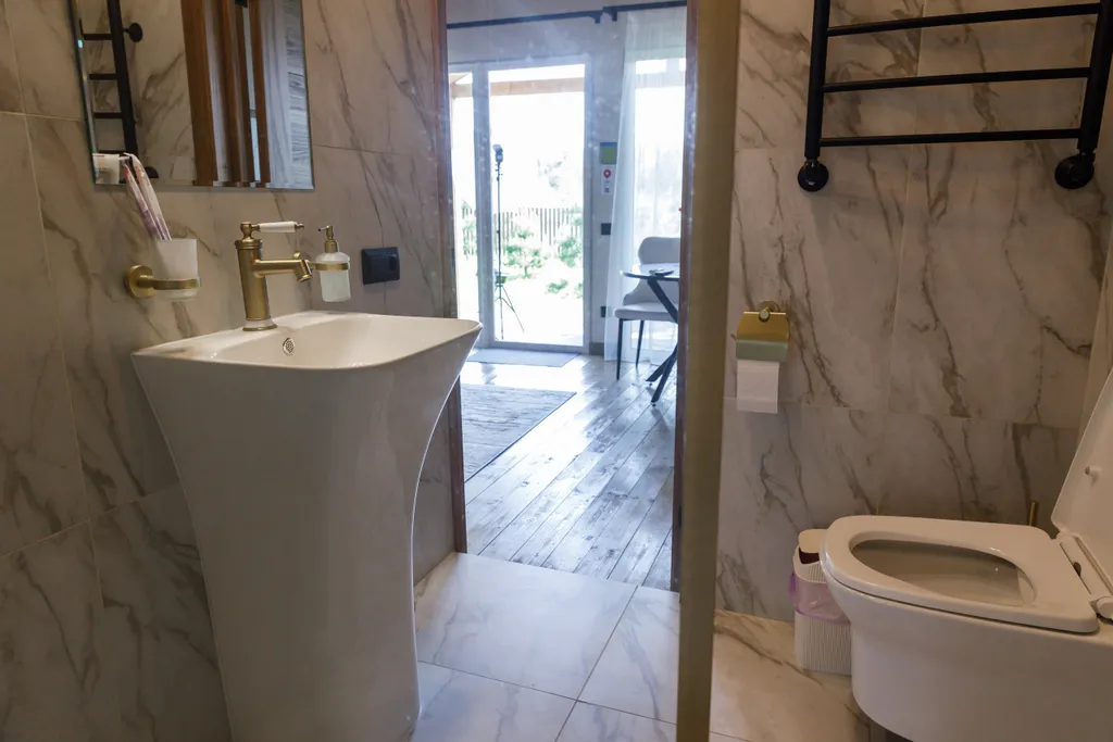 Коттедж 44м в лесу у пруда