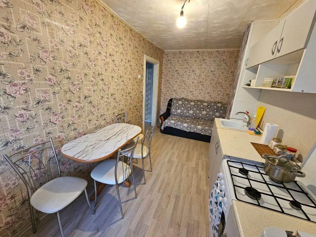 Просторная 3-комнатная квартира рядом с аквапарком и Ледовым Дворцом