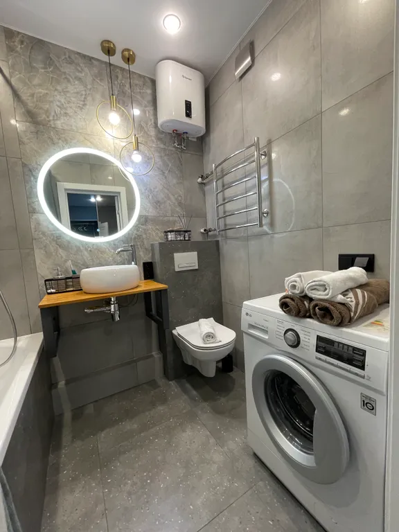 Уютная светлая квартира с большими окнами