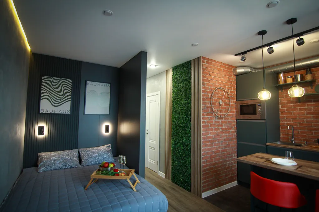 Стильная студия с панорамным видом