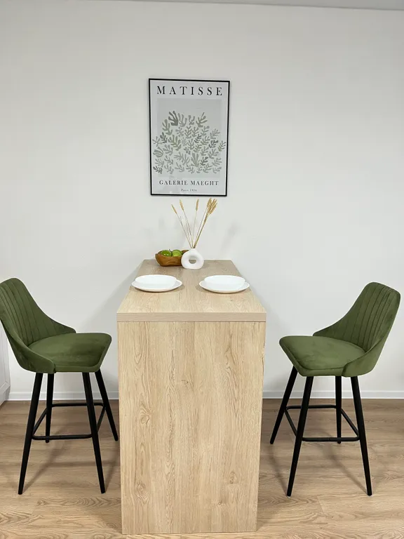 Новая студия у ТРК Мега