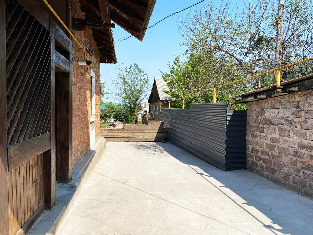 Уютный отдельный дом в тихом месте