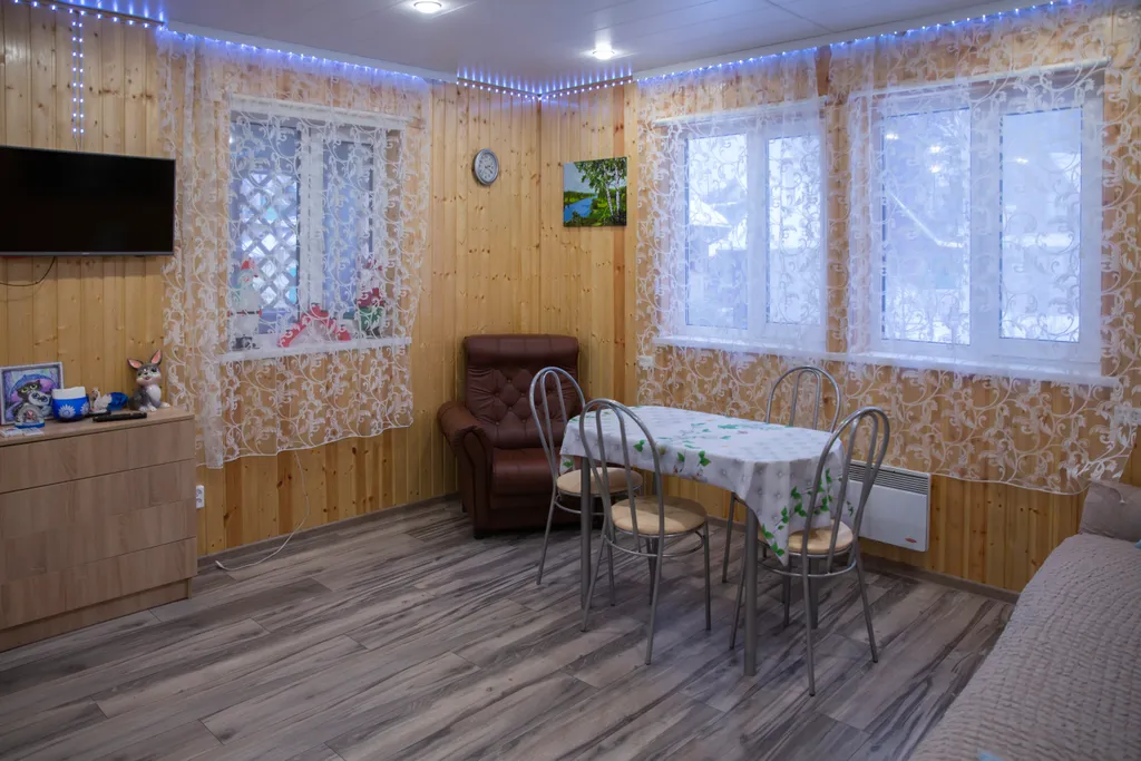 Уютный загородный дом и баня на участке 6 соток