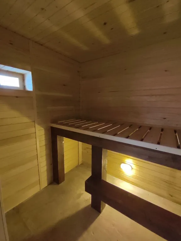 Вилла с гриль-верандой, сауной, купелью и джакузи