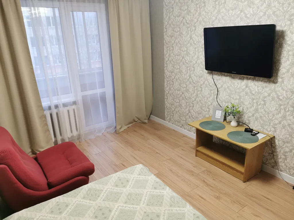 Уютная двухкомнатная квартира с новым ремонтом в центре города