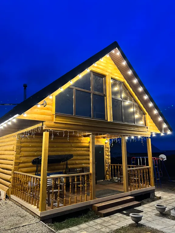 Загородный коттедж из сруба с баней, чаном, купелью и мангальной зоной