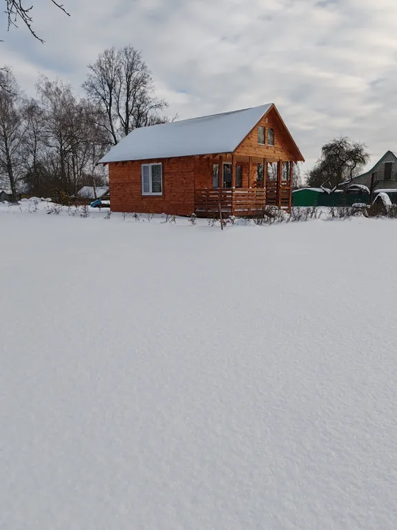 Летний домик у реки Улла