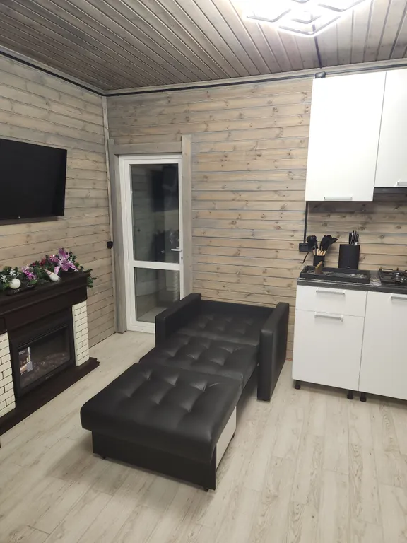 Дом-баня на берегу озера