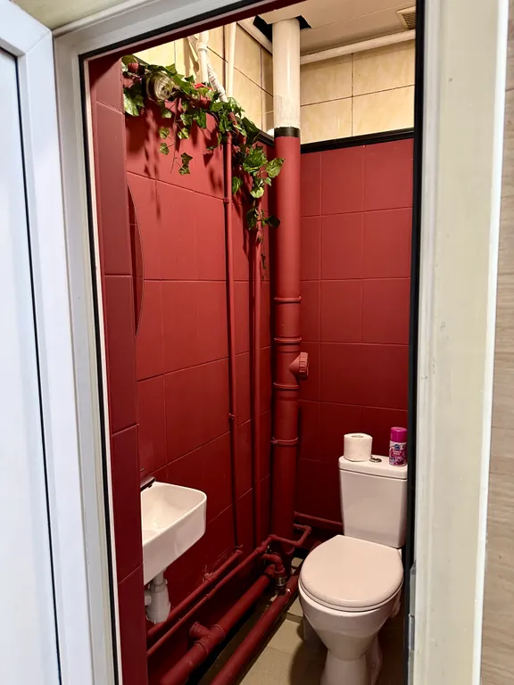 Апартаменты на 12 человек с отдельным входом в центре города и парковк